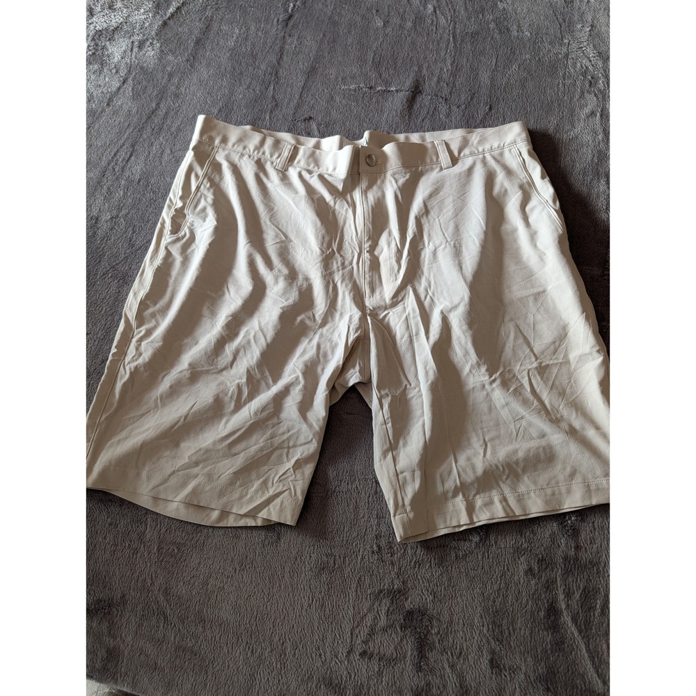 Peter Millar Mens Tan Performance Golf Shorts Size 40 Stretch Khaki Flat Front